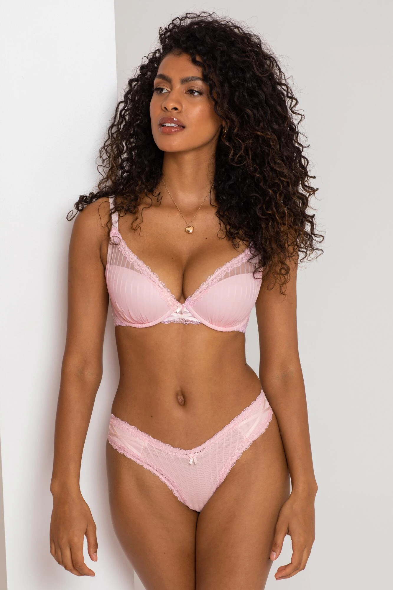 Luxe Linear Lightly Padded Bra - Soft Pink 7 Luxe Linear Lightly Padded Bra - Soft Pink - Image 5