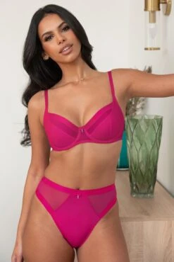 Viva Luxe Underwired Bra - Raspberry -Sultry Curve 308479 20230125114400