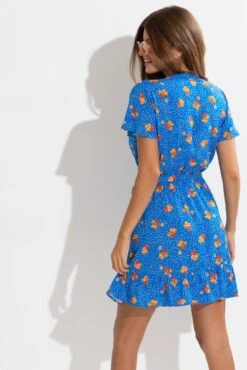 Woven EcoVero™ Tiered Wrap Dress - Blue Floral 12 Woven EcoVero™ Tiered Wrap Dress - Blue Floral -Sultry Curve 315825 20230518114600