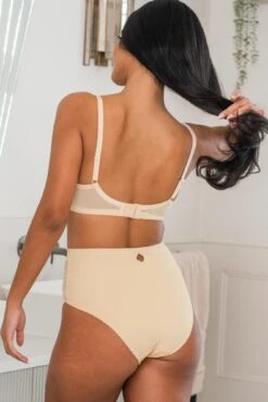 St Tropez Full Cup Bra - Oyster 11 St Tropez Full Cup Bra - Oyster -Sultry Curve 318432 20230615162600