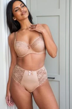 Rebel Underwired Side Support Bra - Almond -Sultry Curve 319073 20230725150600