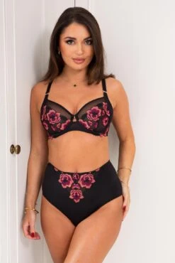 Soiree Embroidery High-Waist Deep Brief - Black/Pink 10 Soiree Embroidery High-Waist Deep Brief - Black/Pink -Sultry Curve 319829 20230904095000